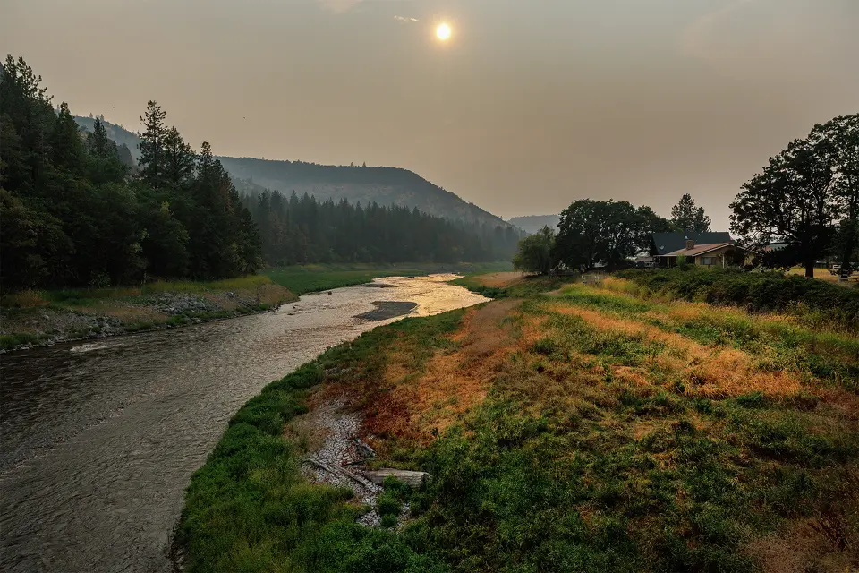 Klamath tribes reclaim 10,000 acres along reborn river