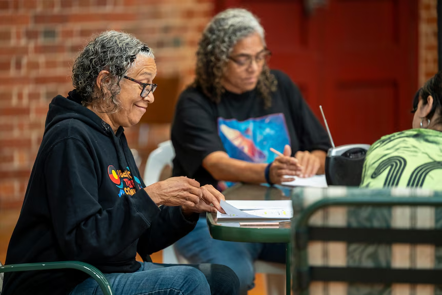 ‘Black Light’ premieres in Melbourne, centring three generations of Blak women and family ties to Country